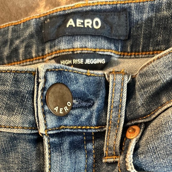 Aero High Rise Stretchy Denim Jeggings Size 4 - Picture 6 of 9